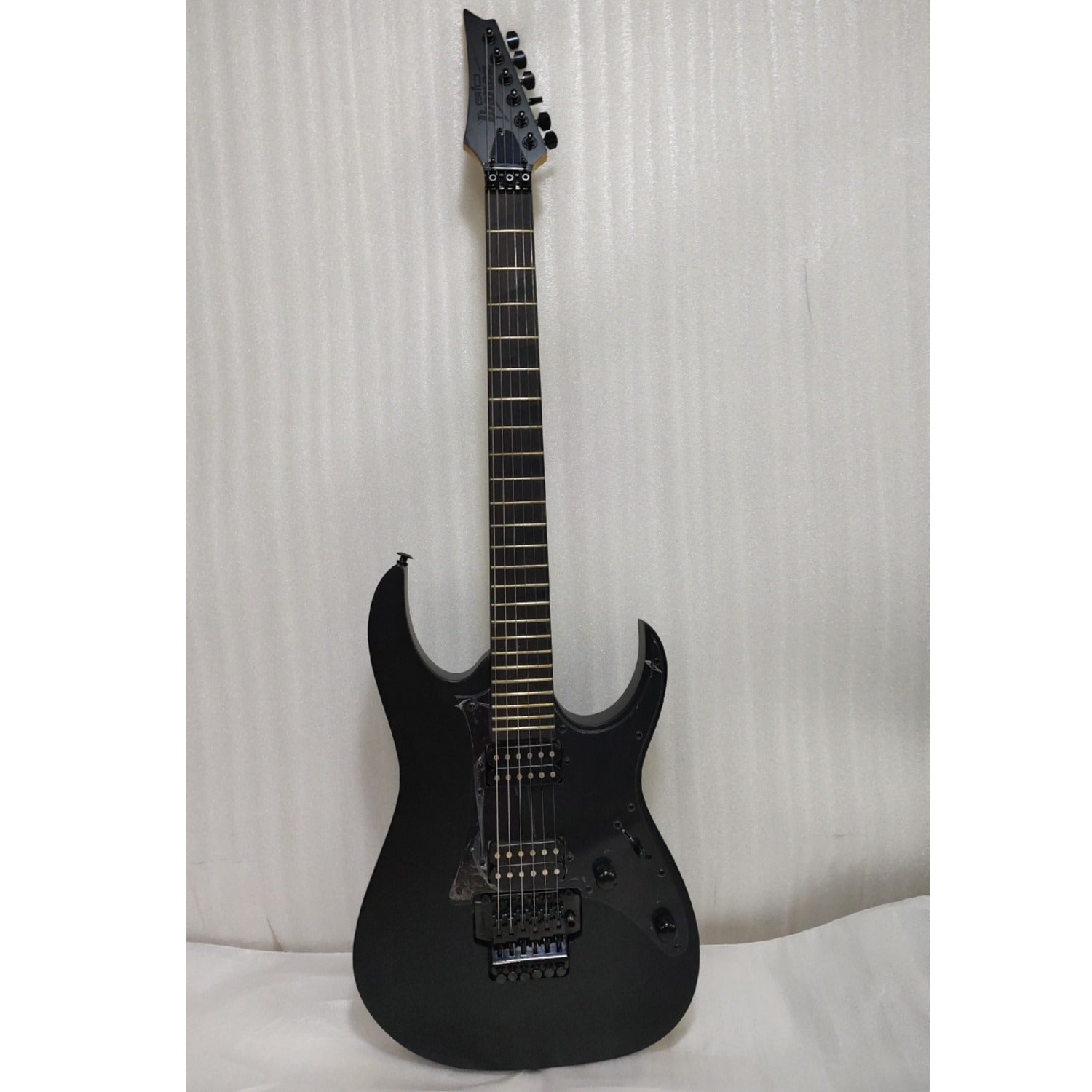 Ibanez Electric Guitars Ibanez GRGR330EX RG 6 String Electric Guitar - Open Box