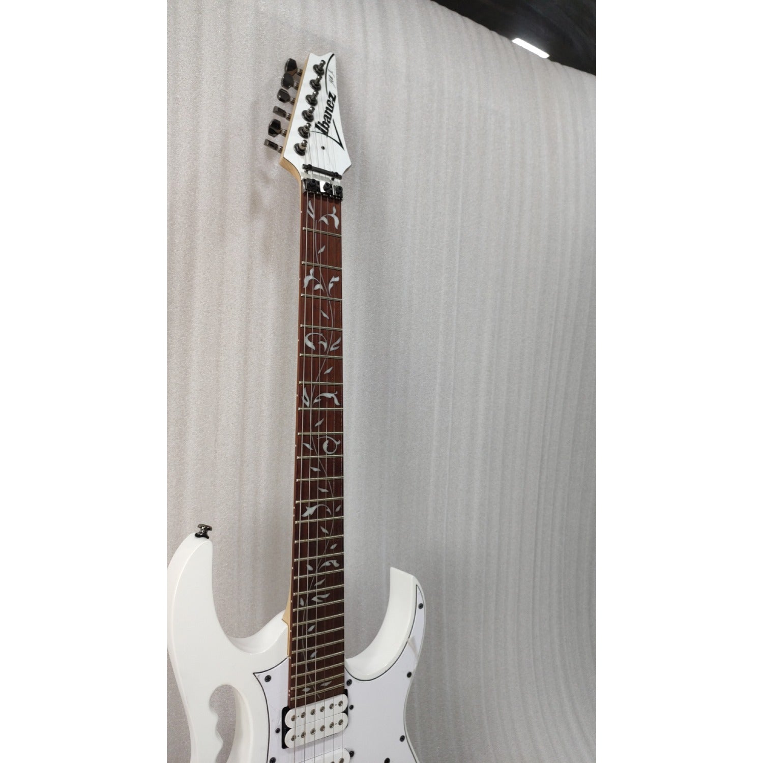 Ibanez Electric Guitars Ibanez Jem Series Jem JR Steve Vai Signature Series Electric Guitar - Open Box