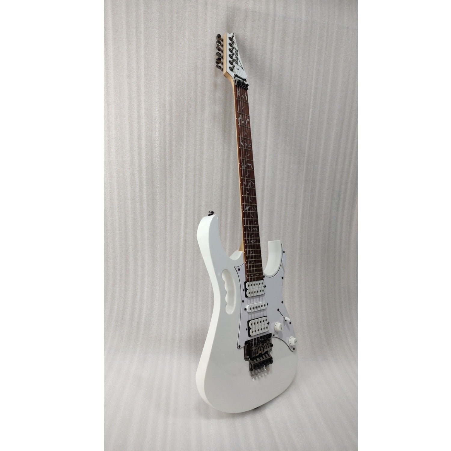Ibanez Electric Guitars Ibanez Jem Series Jem JR Steve Vai Signature Series Electric Guitar - Open Box