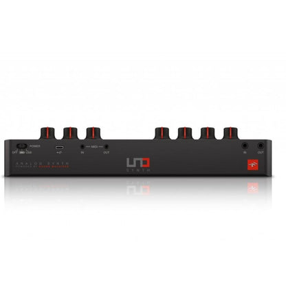 ik multimedia synthesizers ik multimedia uno-synth portable monophonic analog synthesizer