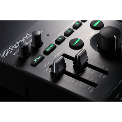 Roland VT-4 Voice Transformer Processors