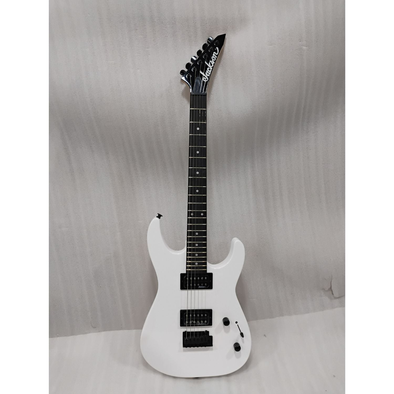 Jackson Electric Guitars Jackson JS11 Dinky 6 String Electric Guitar - Open Box B Stock