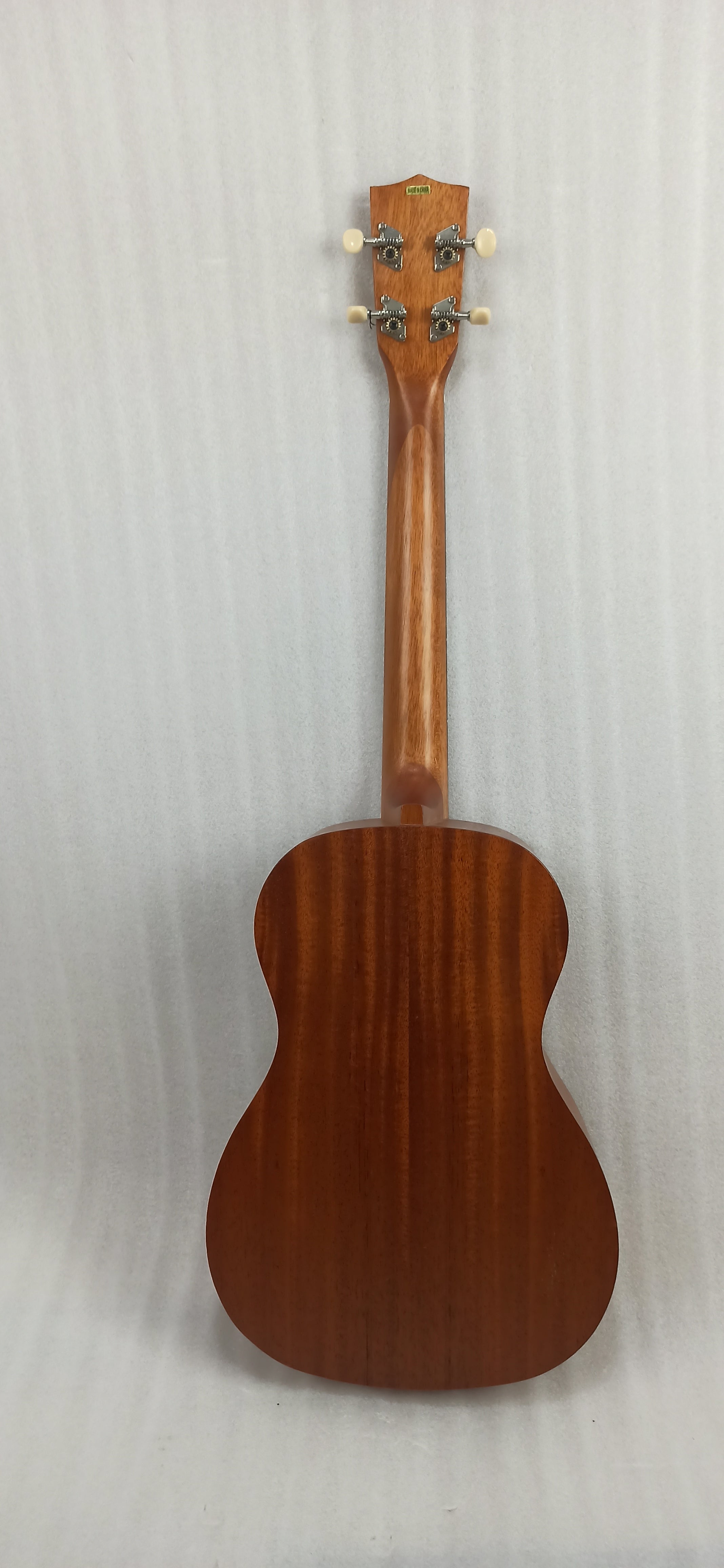 Kala Baritone Ukuleles Kala Makala MK-B Baritone Ukulele With Truss Rod - Open Box B Stock