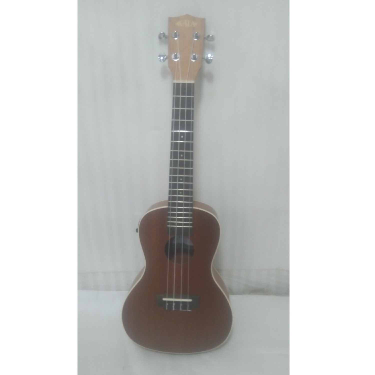 Kala Concert Ukuleles Kala KA-CE Satin Mahogany Concert Ukulele with EQ - Open Box B Stock