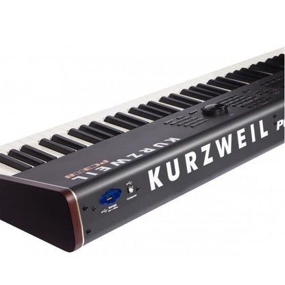 Kurzweil Synthesizers Kurzweil PC3A8 88-Key Synthesizer Workstation