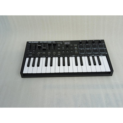 M-Audio Midi Keyboards 2.02501E+11 M-Audio Oxygen Pro USB Powered MIDI Controller With Smart Controls & Auto Mapping - Open Box B Stock