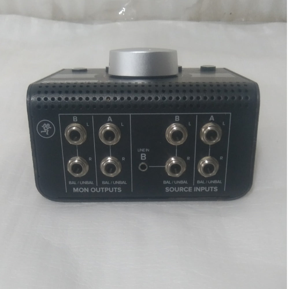 Mackie Studio Monitor Controllers Mackie Big knob Passive Tabletop Studio Monitor Controller - Open Box B Stock