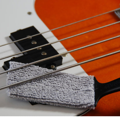 Music Nomad Cleaners and Conditioners Music Nomad MN205 All in 1 String, Body And Hardware Cleaning Tool
