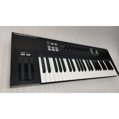 Native Instruments Midi Keyboards Native Instruments Komplete Kontrol S49 MK1 Midi Keyboard with Free Upgrade To Komplete 12 Select - Open Box