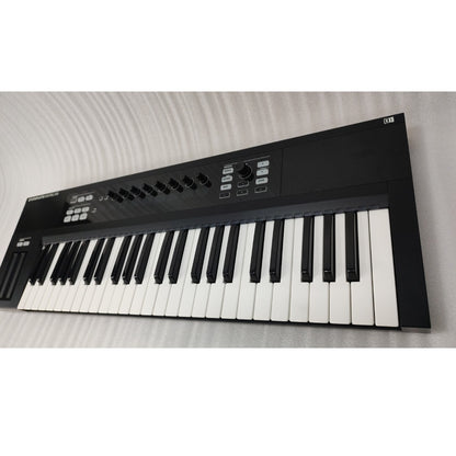 Native Instruments Midi Keyboards Native Instruments Komplete Kontrol S49 MK1 Midi Keyboard with Free Upgrade To Komplete 12 Select - Open Box