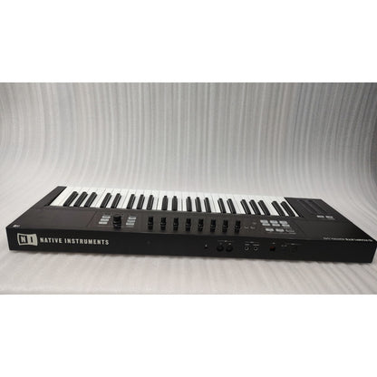 Native Instruments Midi Keyboards Native Instruments Komplete Kontrol S49 MK1 Midi Keyboard with Free Upgrade To Komplete 12 Select - Open Box