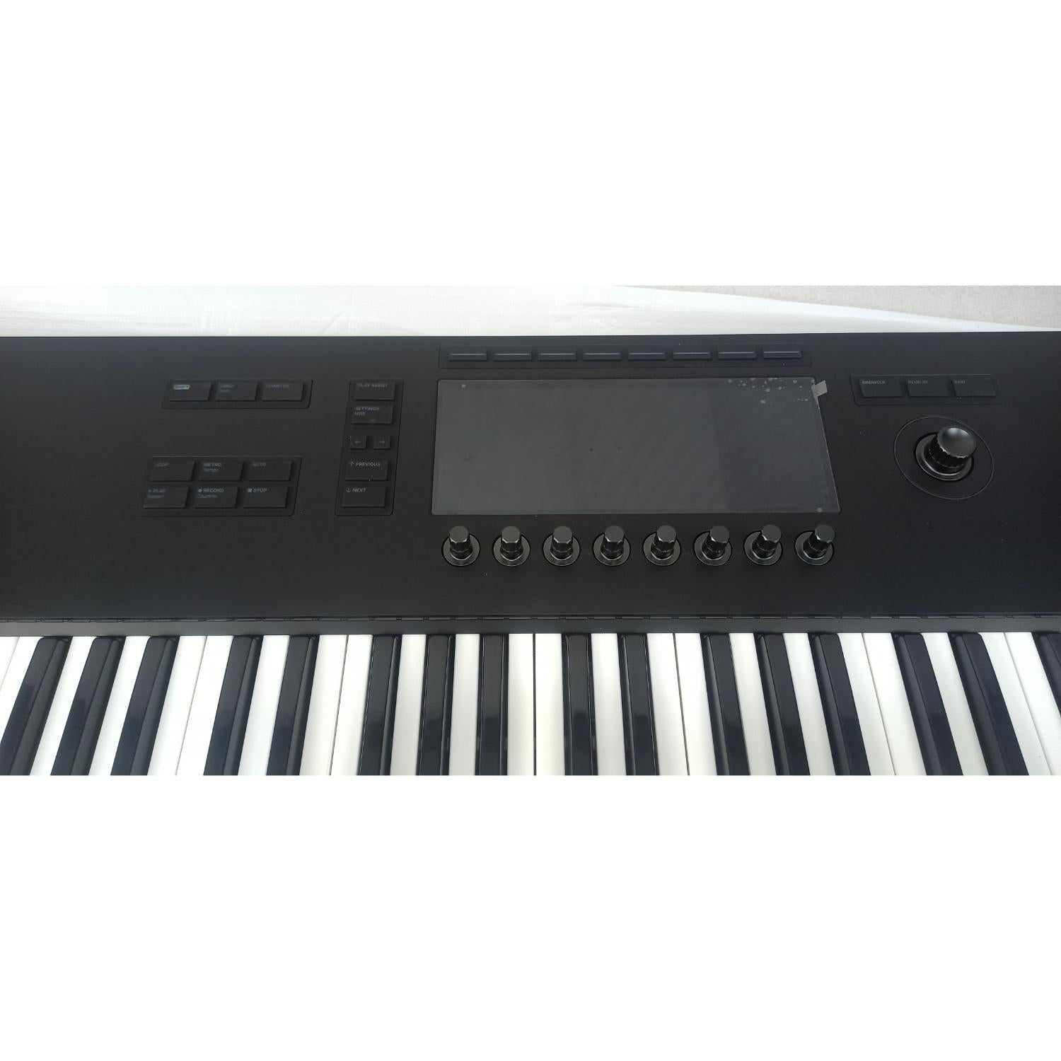 Native Instruments Midi Keyboards Native Instruments Komplete Kontrol S61 MK3 Midi Keyboard - Open Box