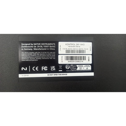 Native Instruments Midi Keyboards Native Instruments Komplete Kontrol S61 MK3 Midi Keyboard - Open Box