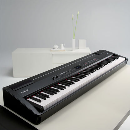 Roland Digital Pianos Roland FP7 Digital Piano