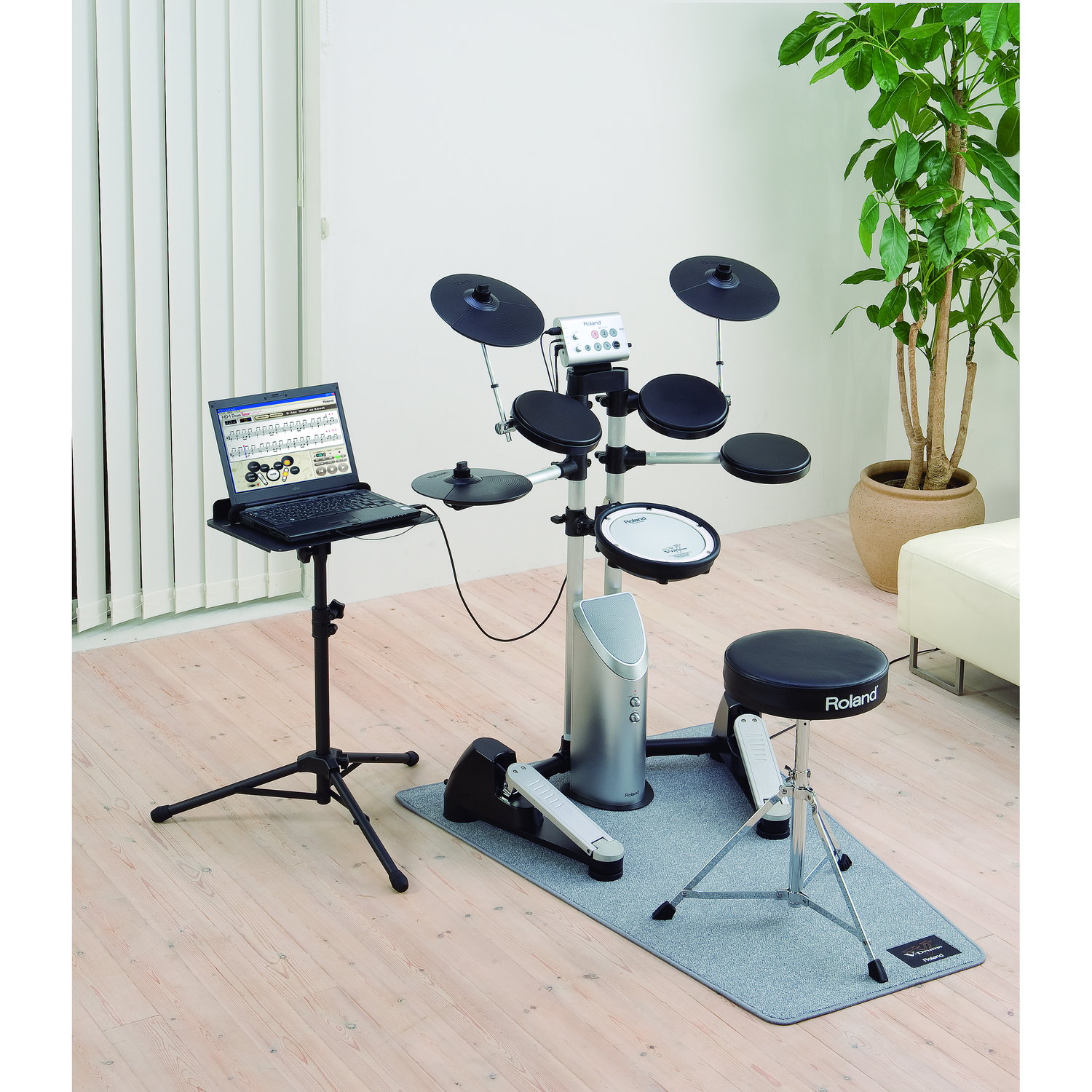 Roland Drum Percussion Instruction Roland DTHD1 Drum Tutor Software for VDrums Electronic Drums
