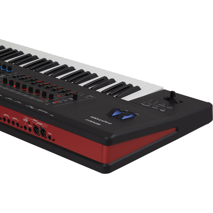 Roland Synthesizers Roland Fantom 7 76 Keys Synthesizer Keyboard