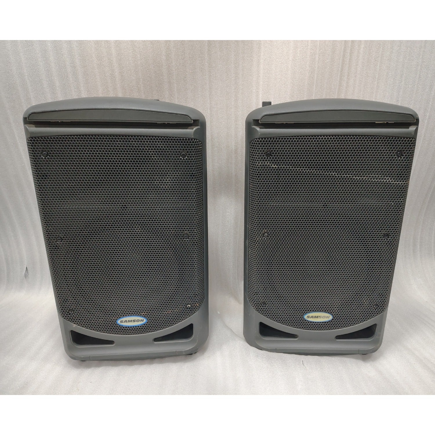 Samson Portable Pa Systems Samson XP510i Portable PA System with iPod Dock - Open Box