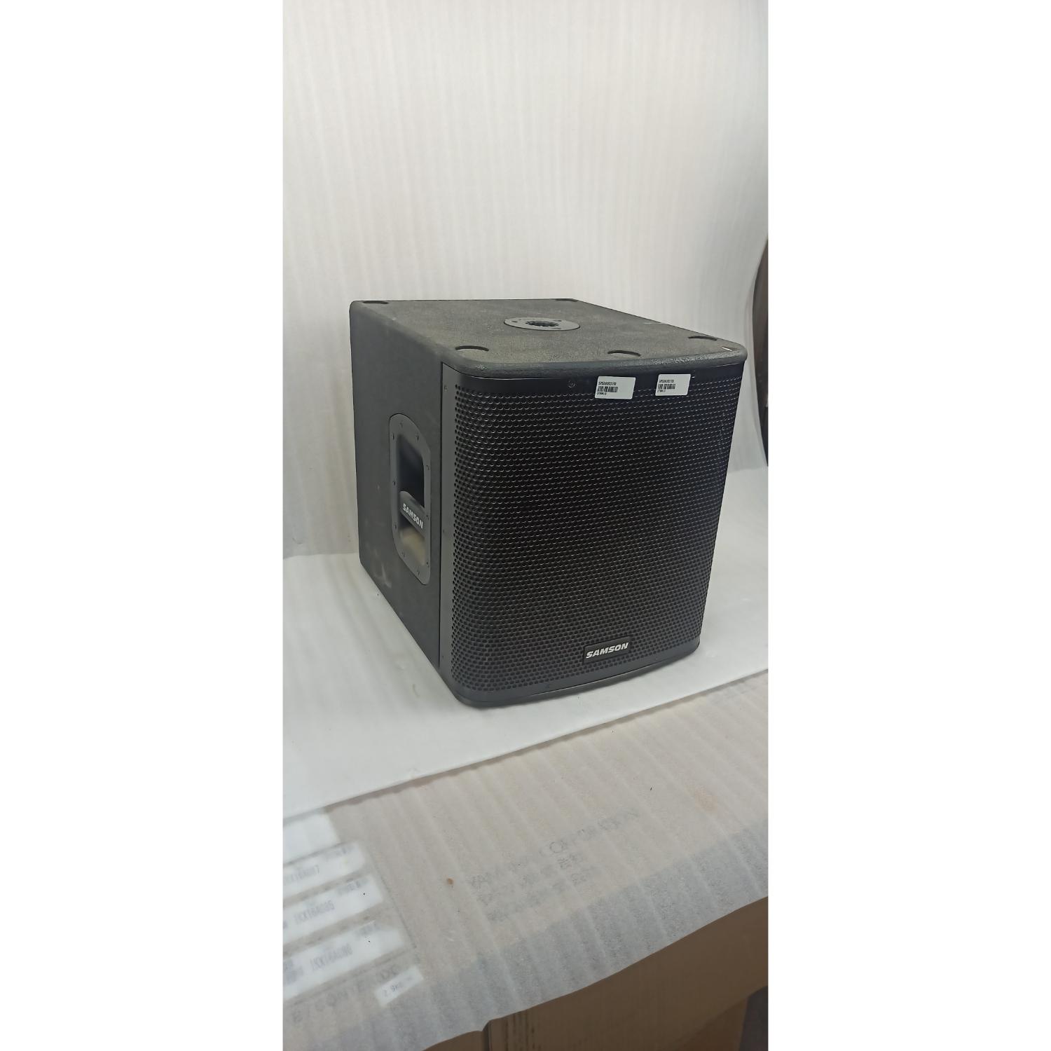 Samson Subwoofers Samson Auro D1200 12inch Sub-woofer - Open Box
