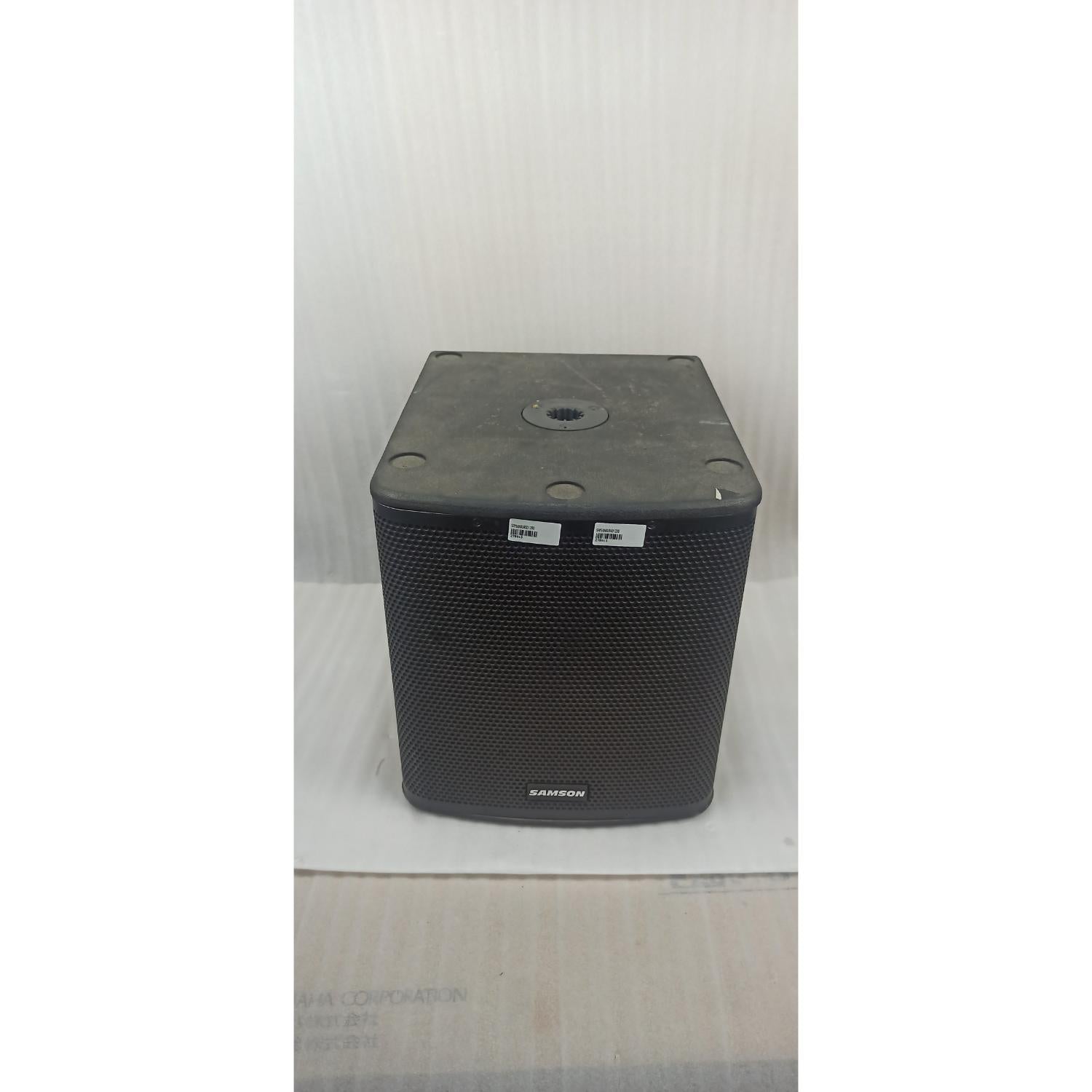 Samson Subwoofers Samson Auro D1200 12inch Sub-woofer - Open Box