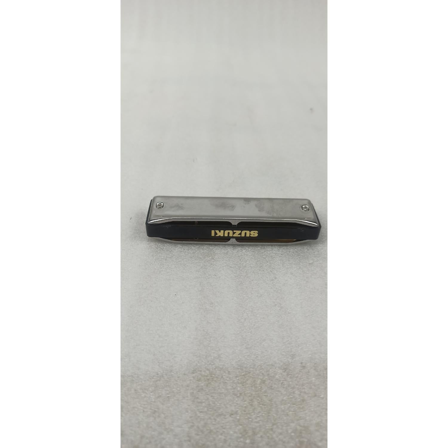 Suzuki Harmonicas Suzuki Bluesmaster MR 250 Standard 10 Hole Diatonic Harmonica - Open Box B Stock