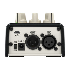 TC Helicon Effect Pedals TC Helicon Critical Mass Studio Quality Vocal Stompbox for Large Group Sound Effects