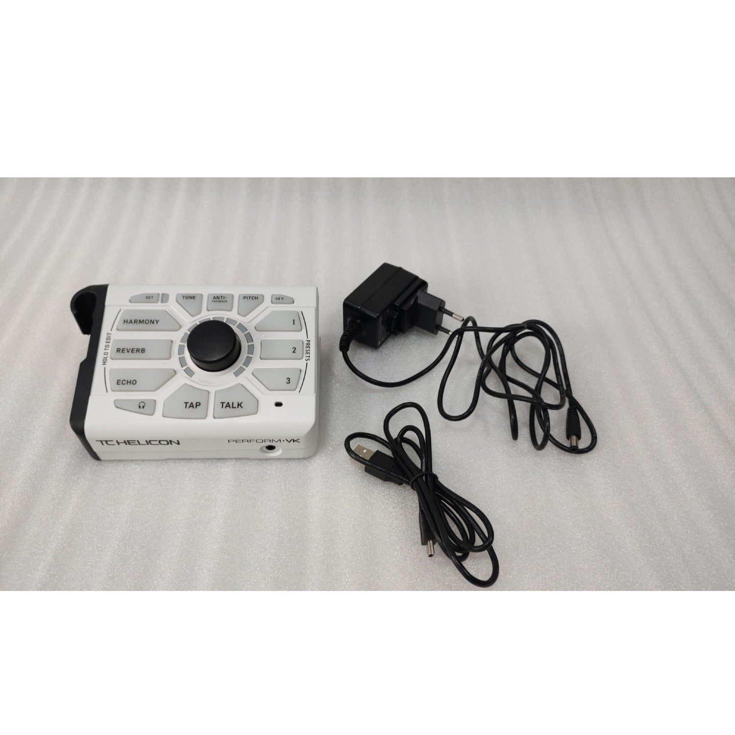 TC Helicon Live Sound Processors TC Helicon PERFORM-VK Vocal Processor - Open Box