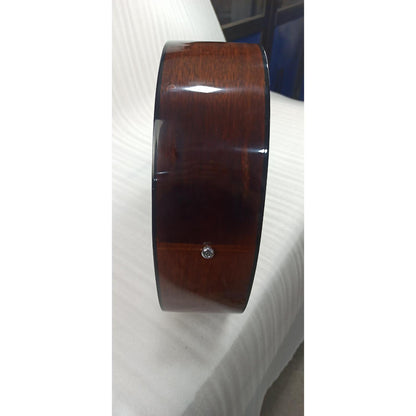 Vault Acoustic Guitars Vault Artisan Premium Acoustic Guitar with Solid Spruce Top and Solid Mahogany Back and Sides - Open Box