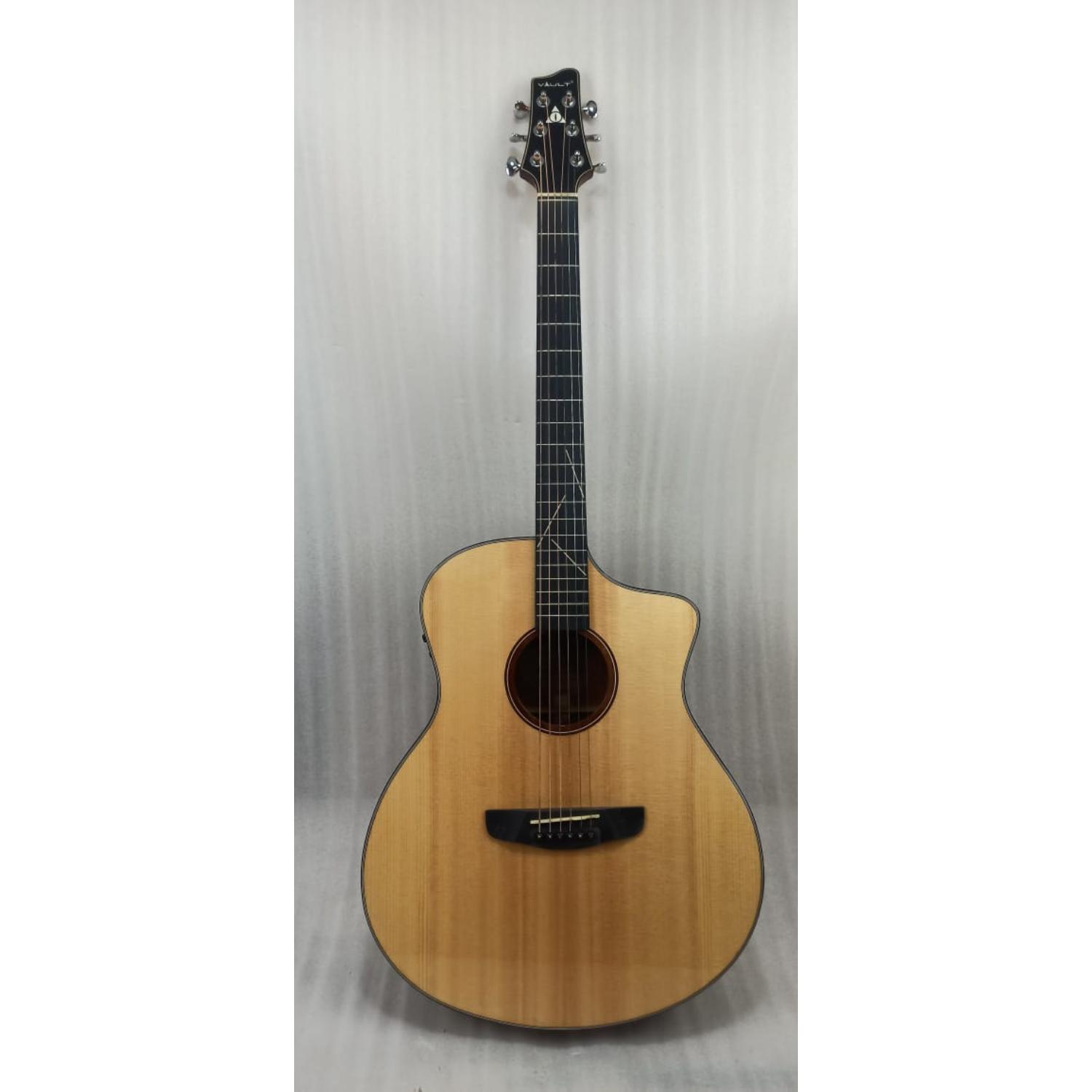Vault Acoustic Guitars Vault Artisan Premium Electro-Acoustic Guitar with Solid Spruce Top, Solid Mahogany Back and Sides and Fishman Pickup - Open Box #barcode_202501043037