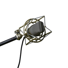 Vault Condenser Microphones Vault CCM-265 Condenser Cardioid Microphone with Shockmount and XLR cable