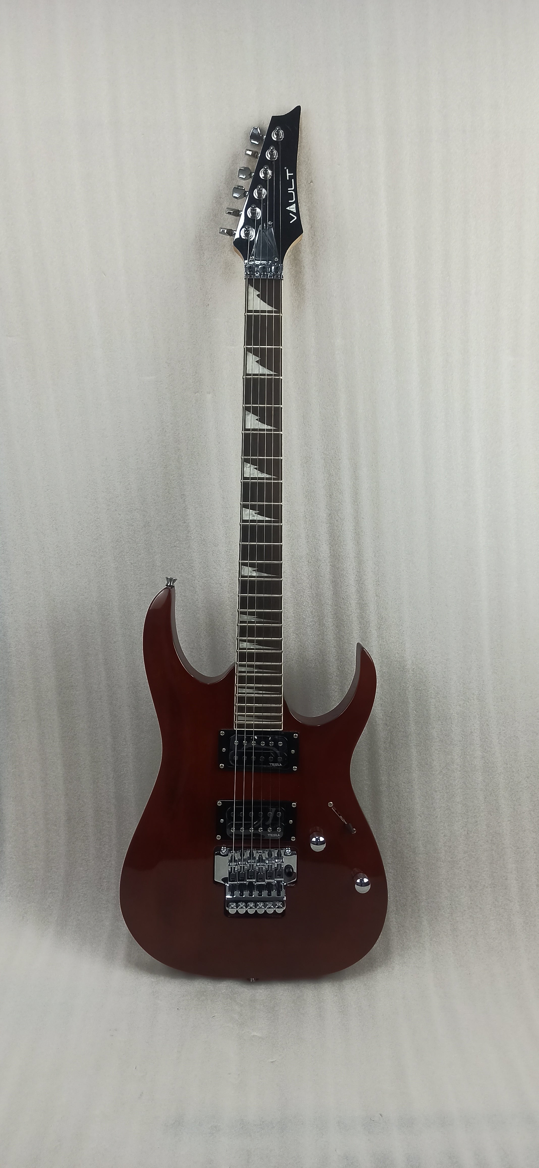 Vault Electric Guitars 202401029782 Vault Performer Pro RG 6 String Electric Guitar - High Gloss Solid Mahogany - Open Box #barcode_202401029782