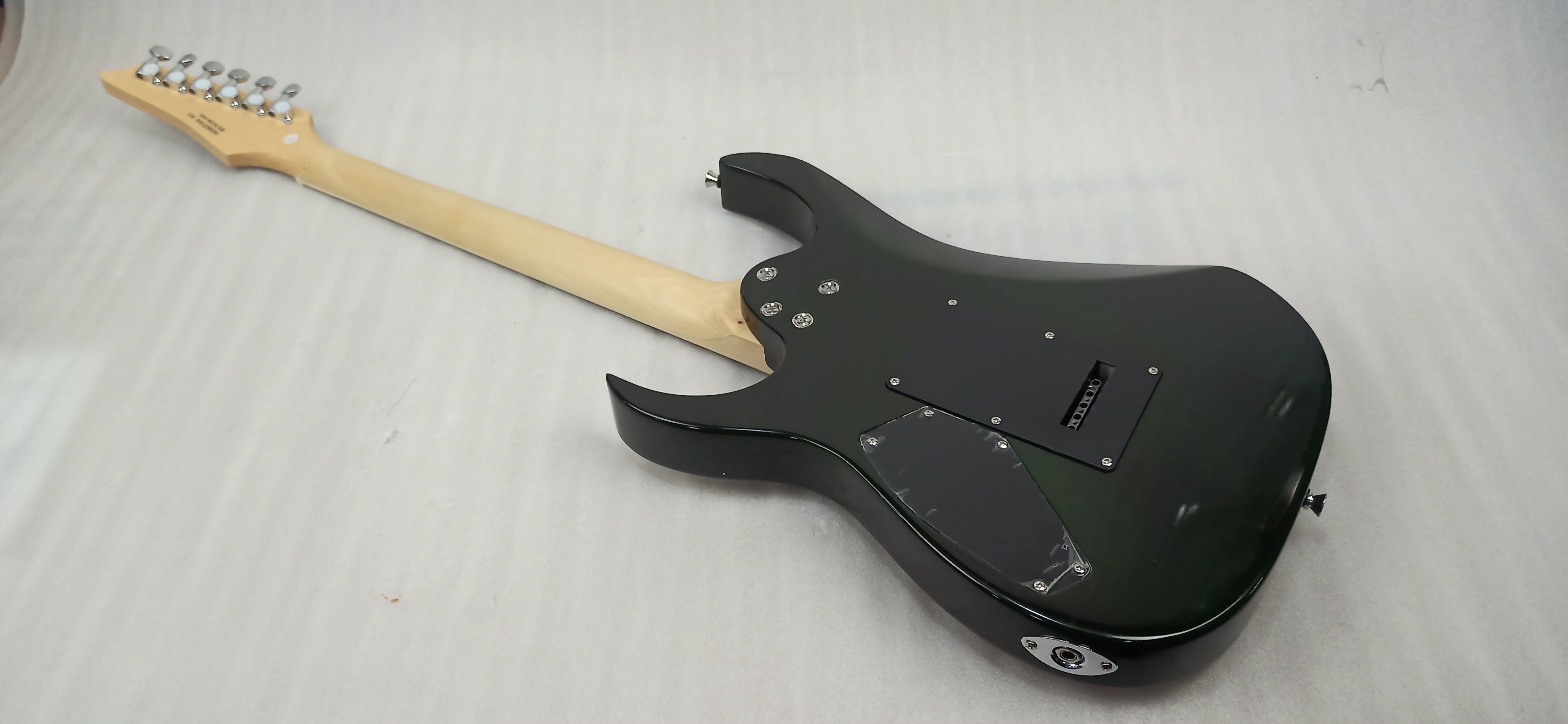 Vault Electric Guitars Vault RG1 Soloist Premium Electric Guitar - Transparent Green Burst - Open Box B Stock