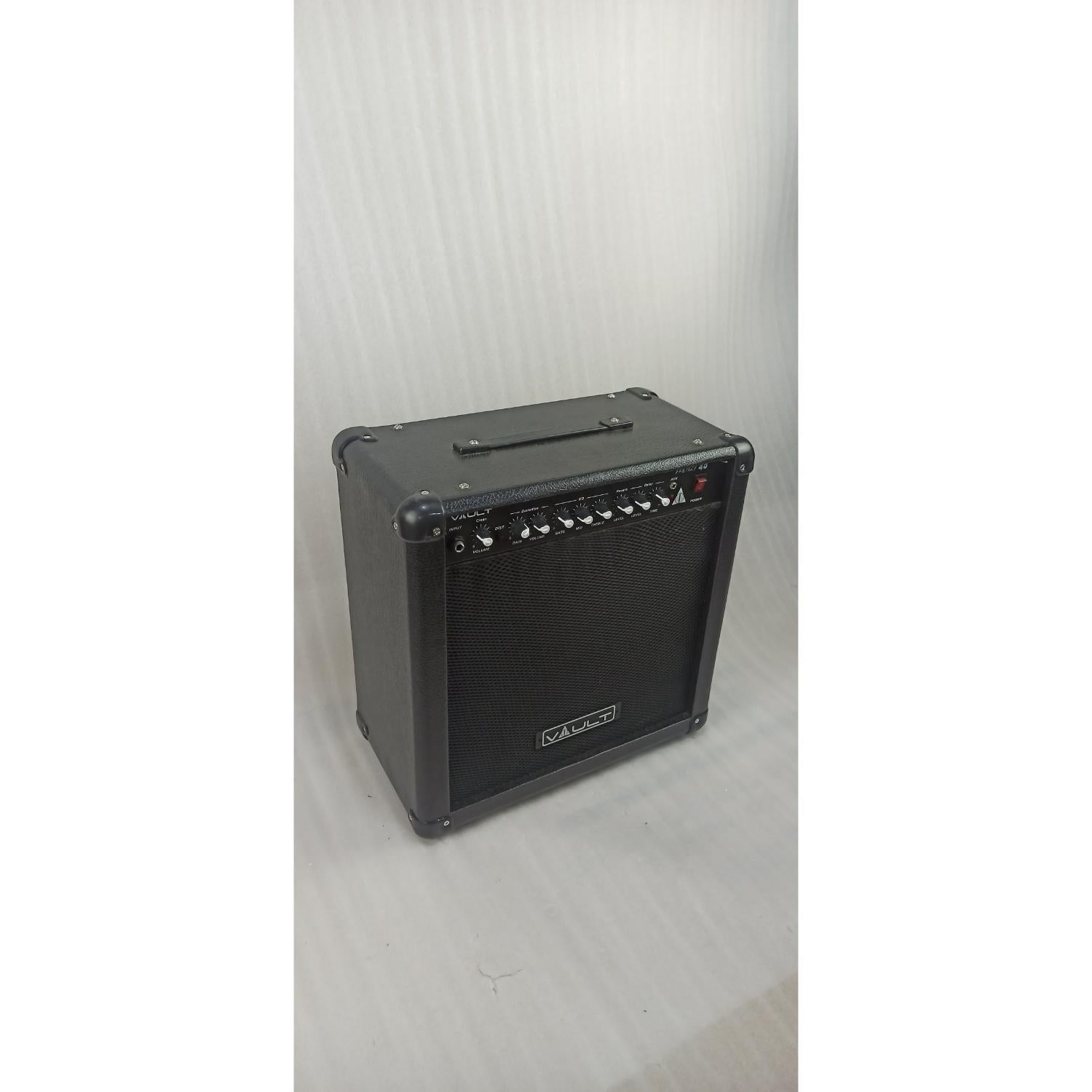 Vault Guitar Combo Amplifiers Vault Frenzy 40 Watt Combo Guitar Amplifier with Analog Distortion, Reverb & Delay All Playable Together - Open Box