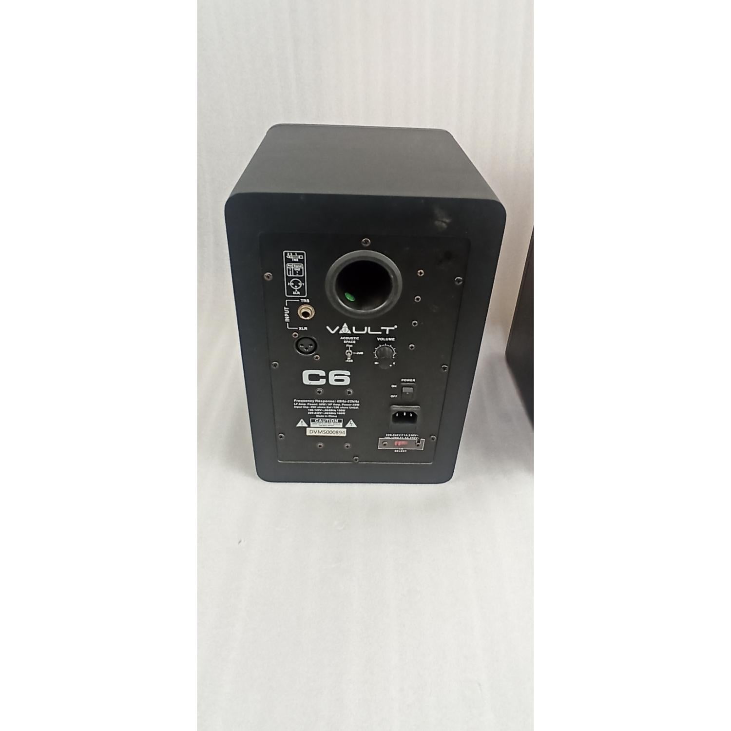 Vault Monitor Speakers 202501044694 Vault C6 6" Powered Studio Monitors With Isolation Foam Pads - Pair - Open Box