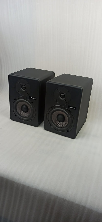 Vault Monitor Speakers 202501044694 Vault C6 6" Powered Studio Monitors With Isolation Foam Pads - Pair - Open Box