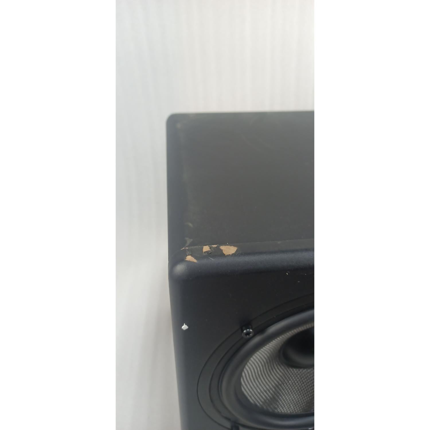 Vault Monitor Speakers Vault C8 8-Inch Powered Studio Monitors - Pair - Open Box