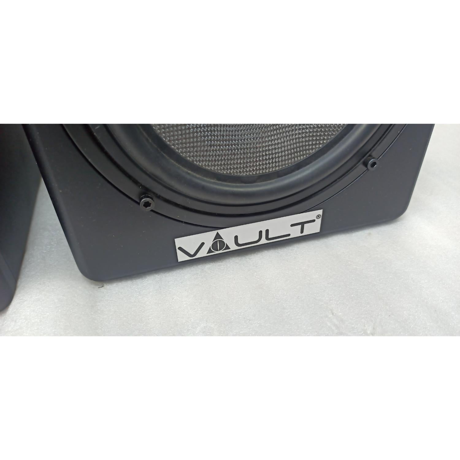 Vault Monitor Speakers Vault C8 8-Inch Powered Studio Monitors - Pair - Open Box #barcode_202501044776