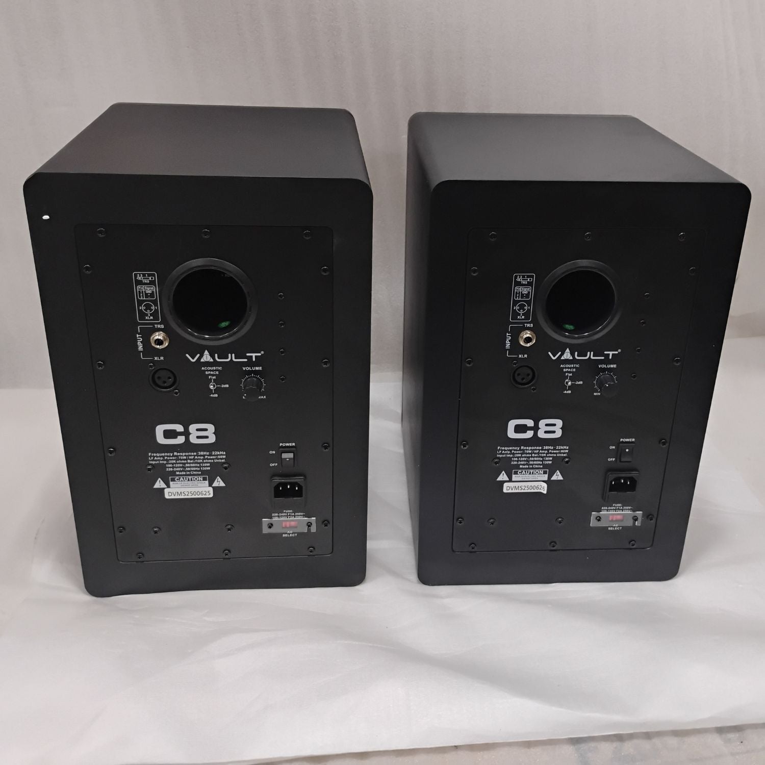 Vault Monitor Speakers Vault C8 8-Inch Powered Studio Monitors - Pair - Open Box #barcode_202601039543