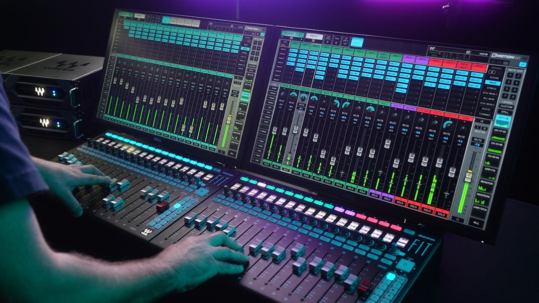 WAVES Virtual Processors Waves eMotion LV1 Live Mixer – 64 Stereo Channels: Live Mixer Software