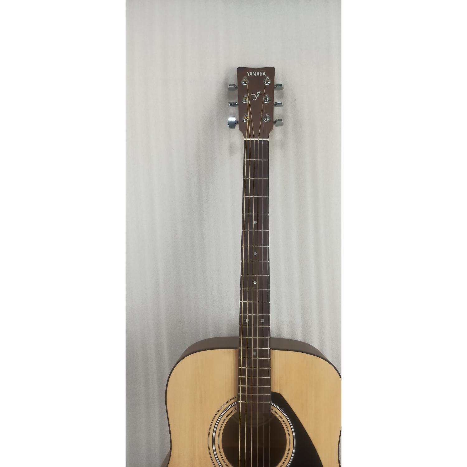 Yamaha Acoustic Guitars Yamaha F280 40 Inch Acoustic Guitar - Open Box B Stock