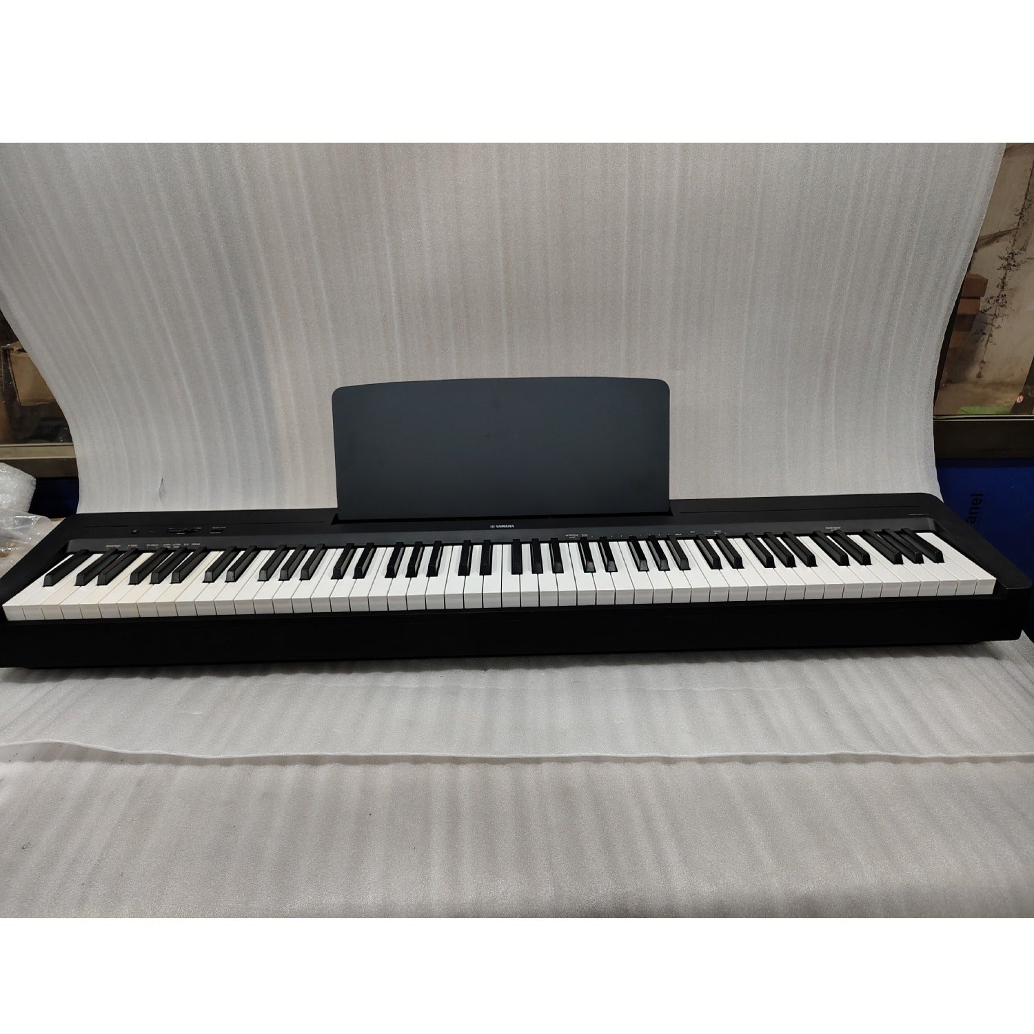 Yamaha Digital Pianos Yamaha P145 88 Key Digital Piano - Open Box