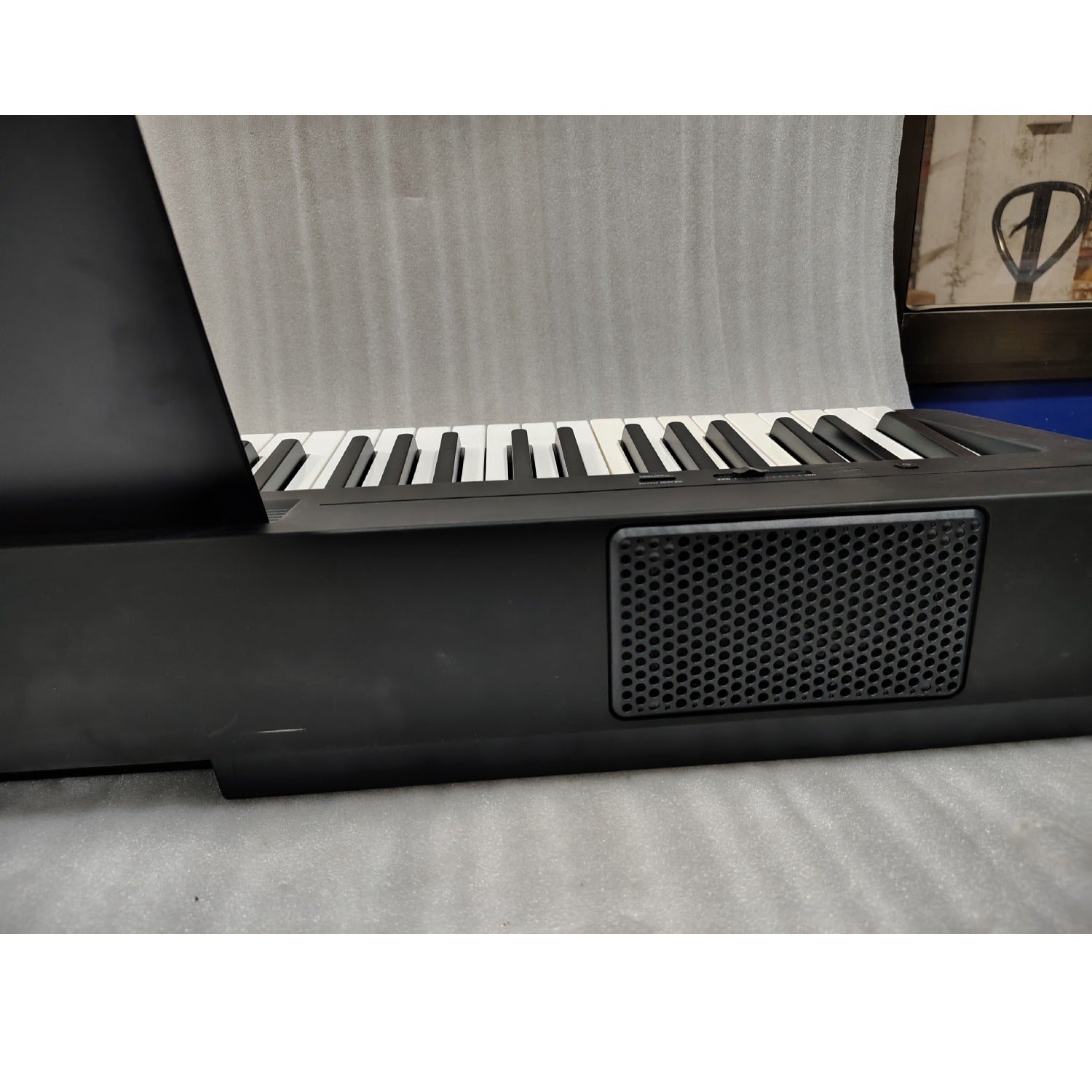 Yamaha Digital Pianos Yamaha P145 88 Key Digital Piano - Open Box
