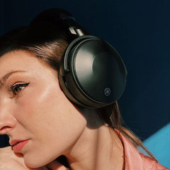 Yamaha Over-Ear Wireless Headphones Yamaha YH-E700A Wireless Noise-Cancelling Headphones with 3D Sound